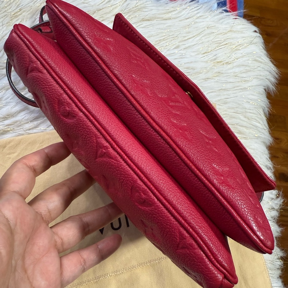 Louis Vuitton Twice Empreinte Messenger sling Fushia Pink w/ Duster & Card auth. - Picture 6 of 16